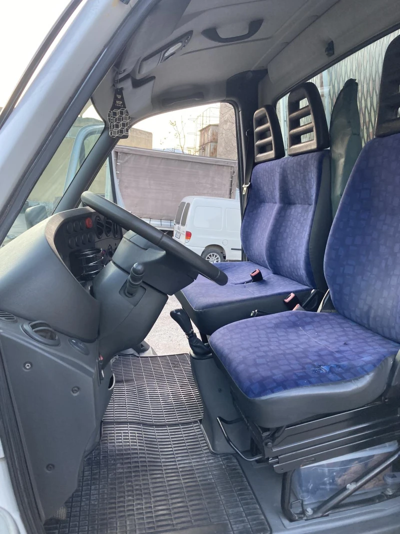 Iveco 35C9 Тристранен Самосвал* 2.8 TDI* Заводски двоен пакет, снимка 12 - Бусове и автобуси - 52791502