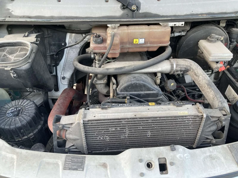 Iveco 35C9 Тристранен Самосвал* 2.8 TDI* Заводски двоен пакет, снимка 16 - Бусове и автобуси - 52791502