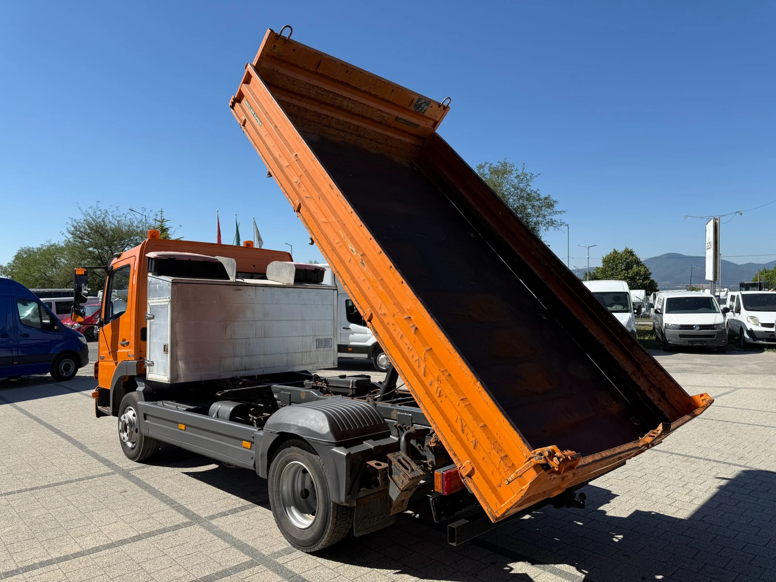 Mercedes-Benz Atego 822 3.80м. х 2.36м. 3-местен  - изображение 7