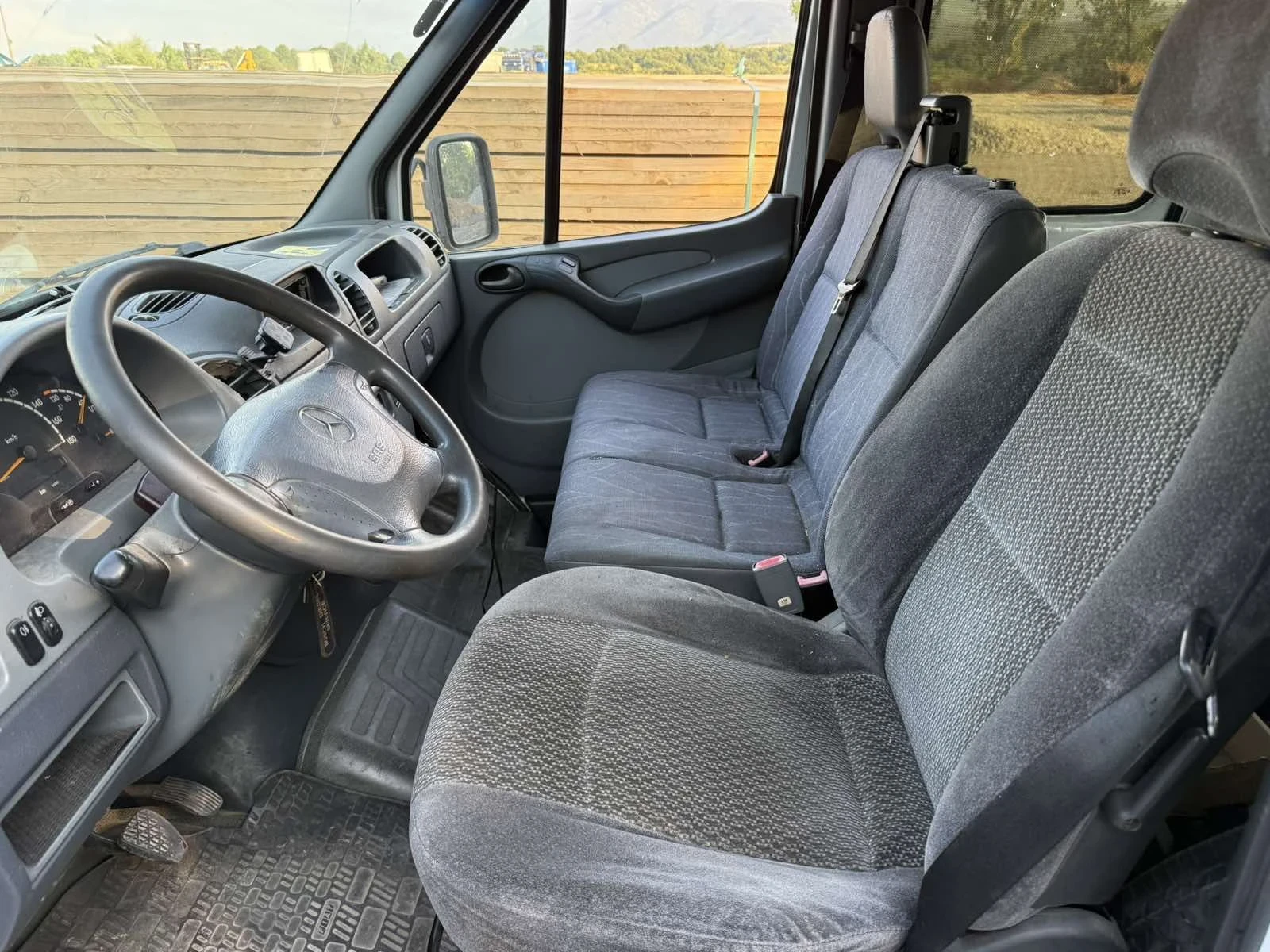 Mercedes-Benz 412 Sprinter 2.2cdi.131k, снимка 9 - Камиони - 55737863