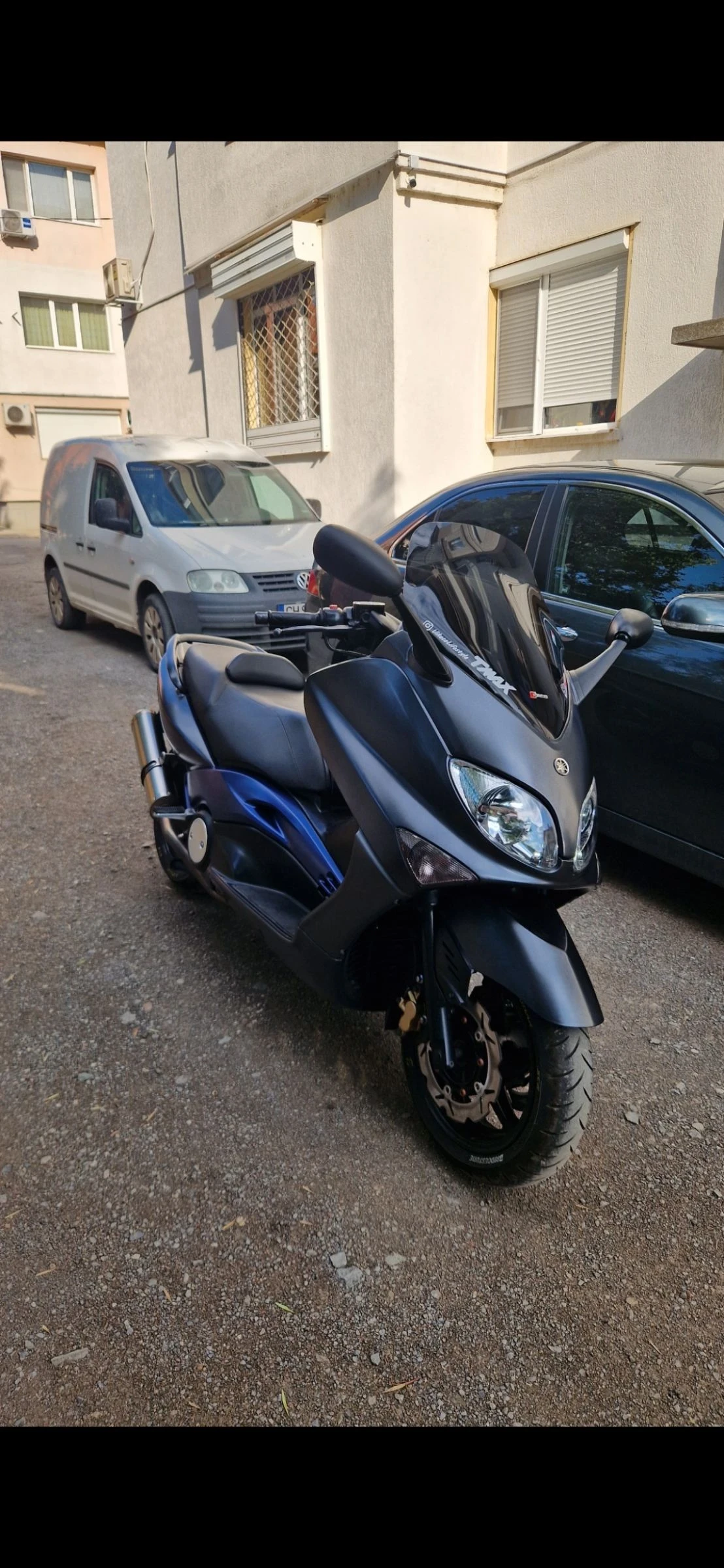 Yamaha T-max