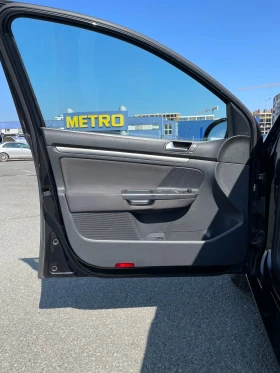 VW Golf 1.9 TDI-105к.с 6 скорости-Климатроник - 3650 € / 7138.78 лв. - 39376517 11