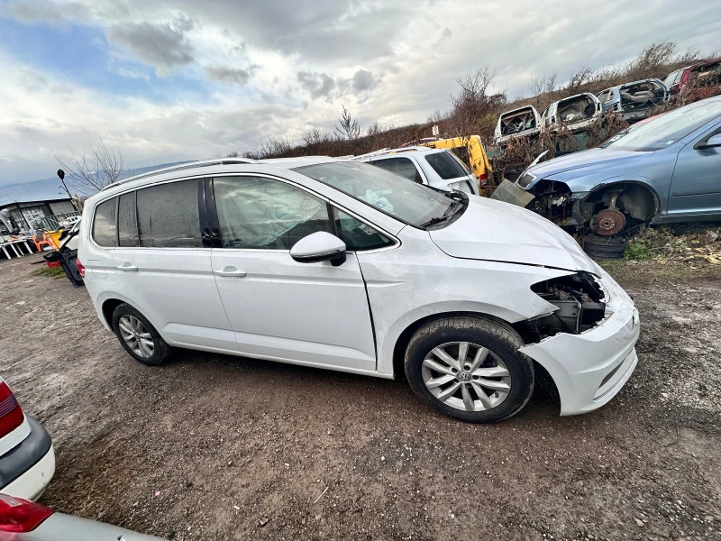 VW Touran 2.0TDI,150кс.,2018г,DFG, снимка 3 - Автомобили и джипове - 43393204