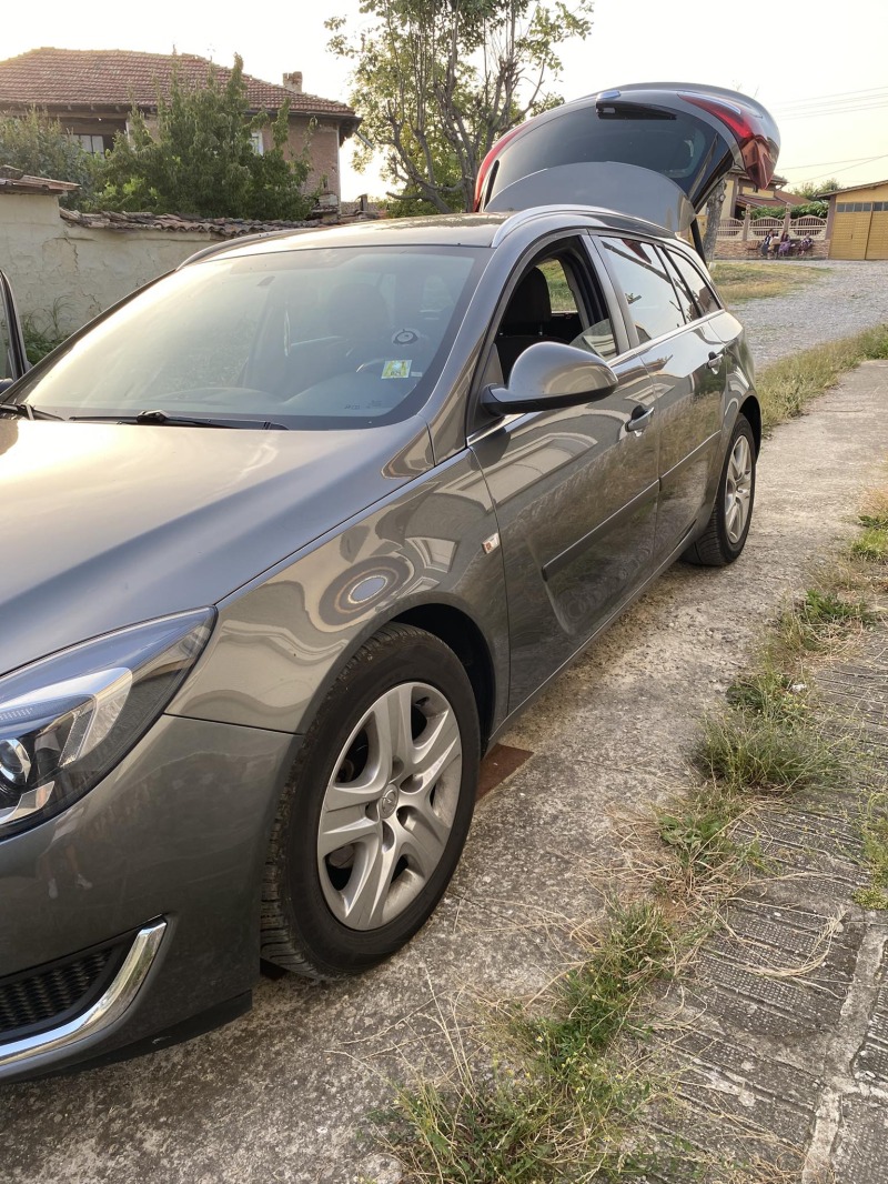 Opel Insignia, снимка 6 - Автомобили и джипове - 46247355