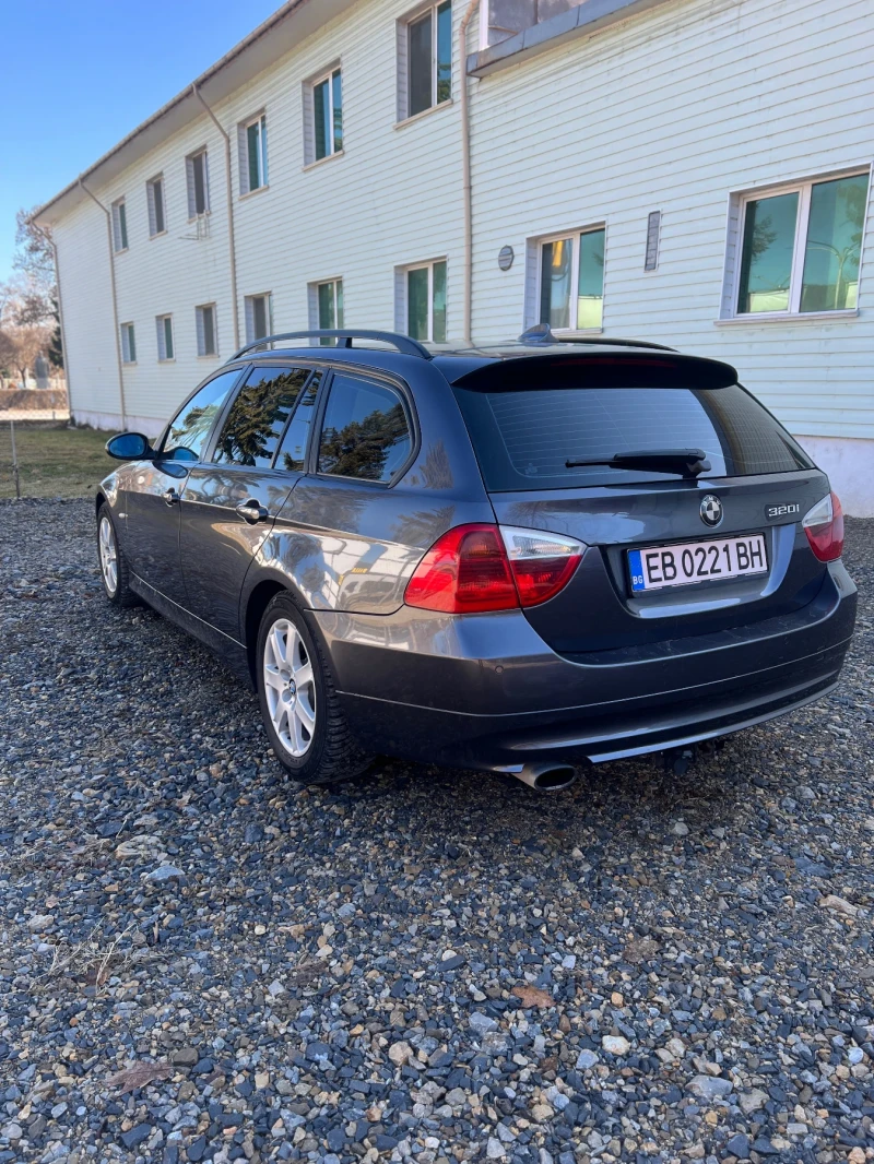 BMW 320 2.0I, снимка 5 - Автомобили и джипове - 48875381