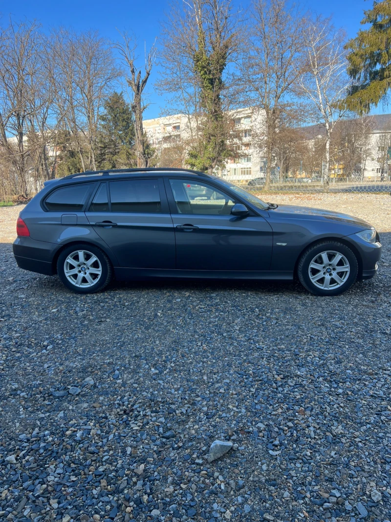 BMW 320 2.0I, снимка 4 - Автомобили и джипове - 48875381