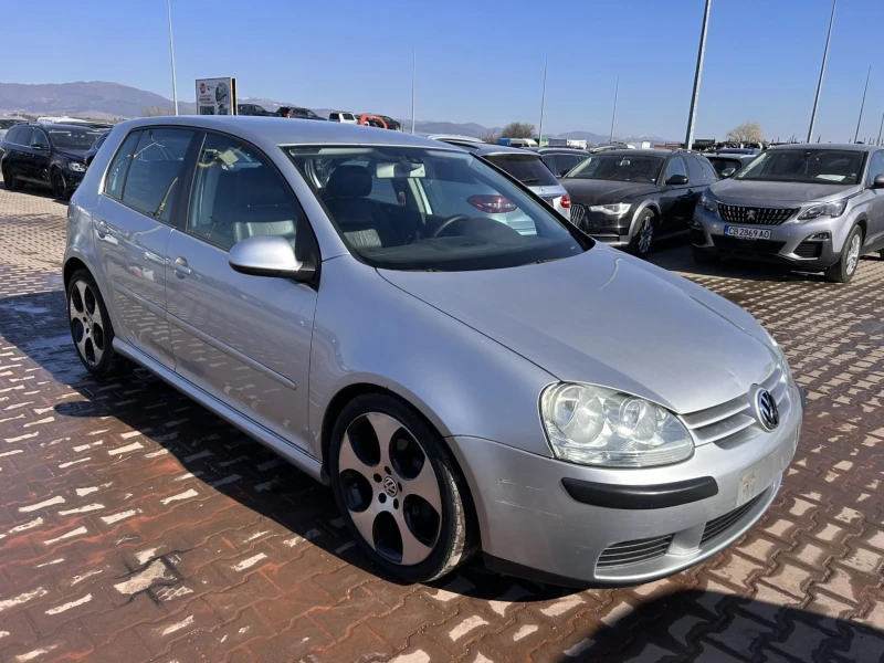 VW Golf Като нов!, снимка 2 - Автомобили и джипове - 49093680