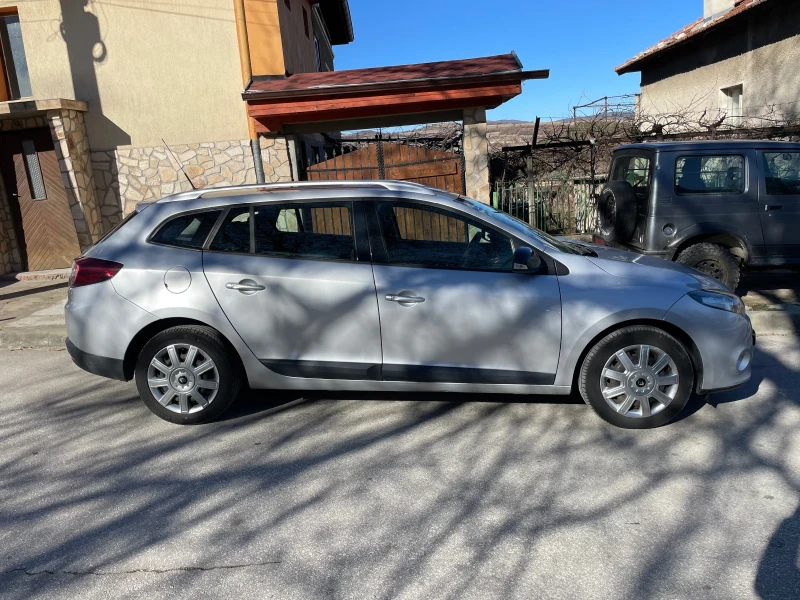 Renault Megane 1.5 DCI * * * 157000* * * km, снимка 4 - Автомобили и джипове - 49098247