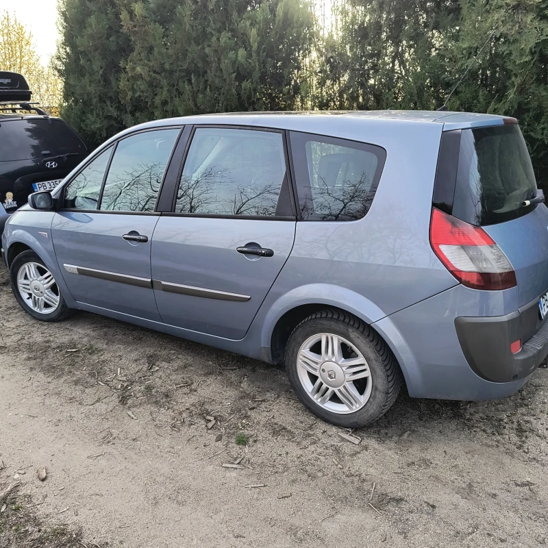 Renault Grand scenic, снимка 3 - Автомобили и джипове - 49507437