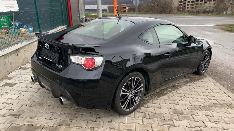 Toyota GT86 2.0i* 200hp* Швейцария, снимка 5 - Автомобили и джипове - 49529999