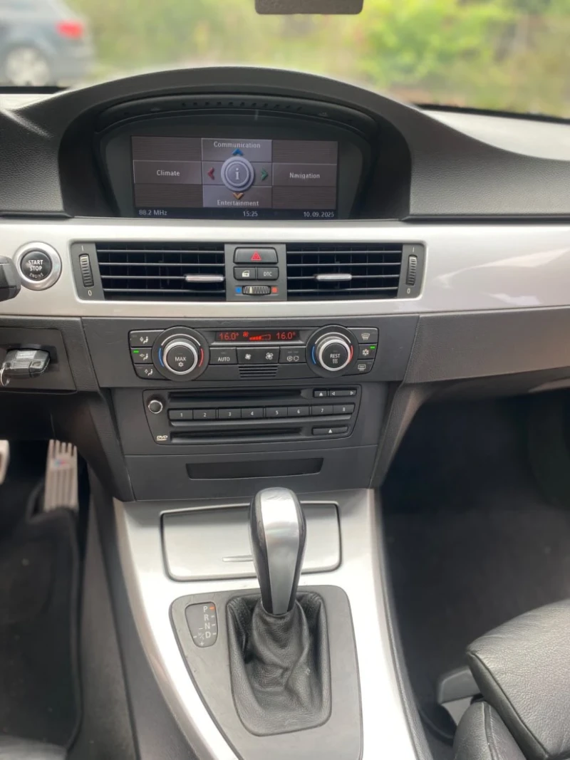 BMW 320, снимка 8 - Автомобили и джипове - 52284795