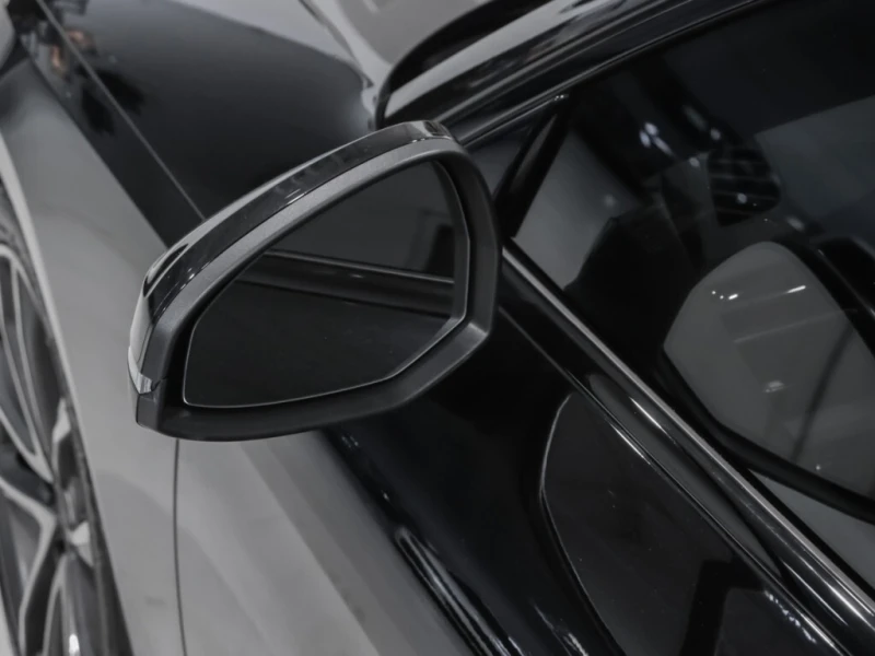 Audi S4 * 3.0TFSI Quattro / Progressiv Pkg / Red Int / Bla, снимка 10 - Автомобили и джипове - 52805262