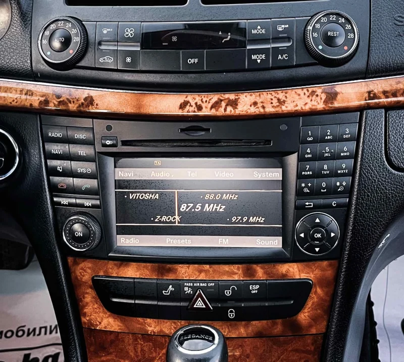 Mercedes-Benz E 220 EVO Face , снимка 10 - Автомобили и джипове - 52843998