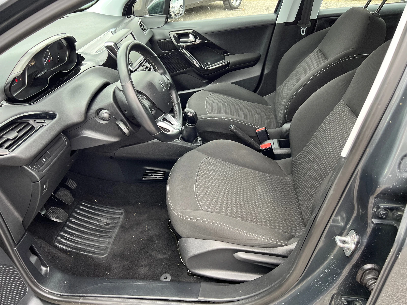 Peugeot 208 1.6hdi EURO 6 | Mobile.bg   12