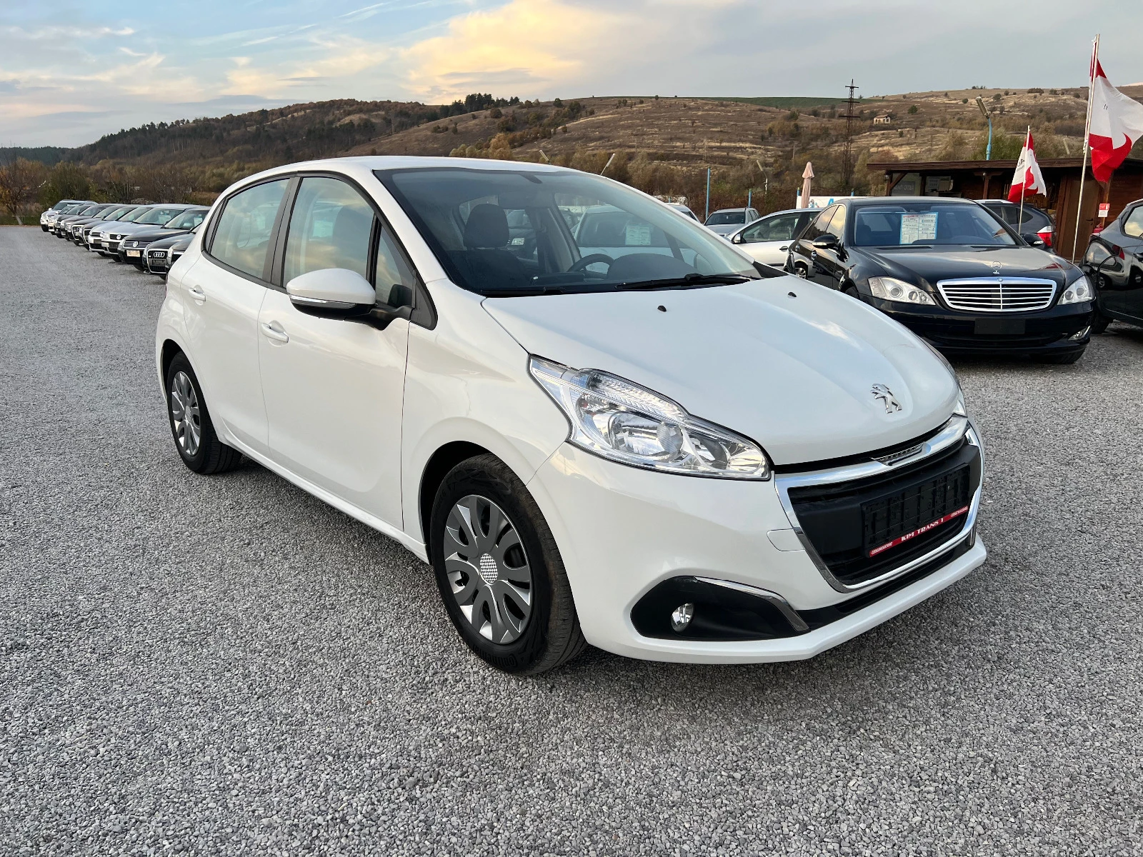 Peugeot 208 1.6hdi EURO 6 - изображение 3