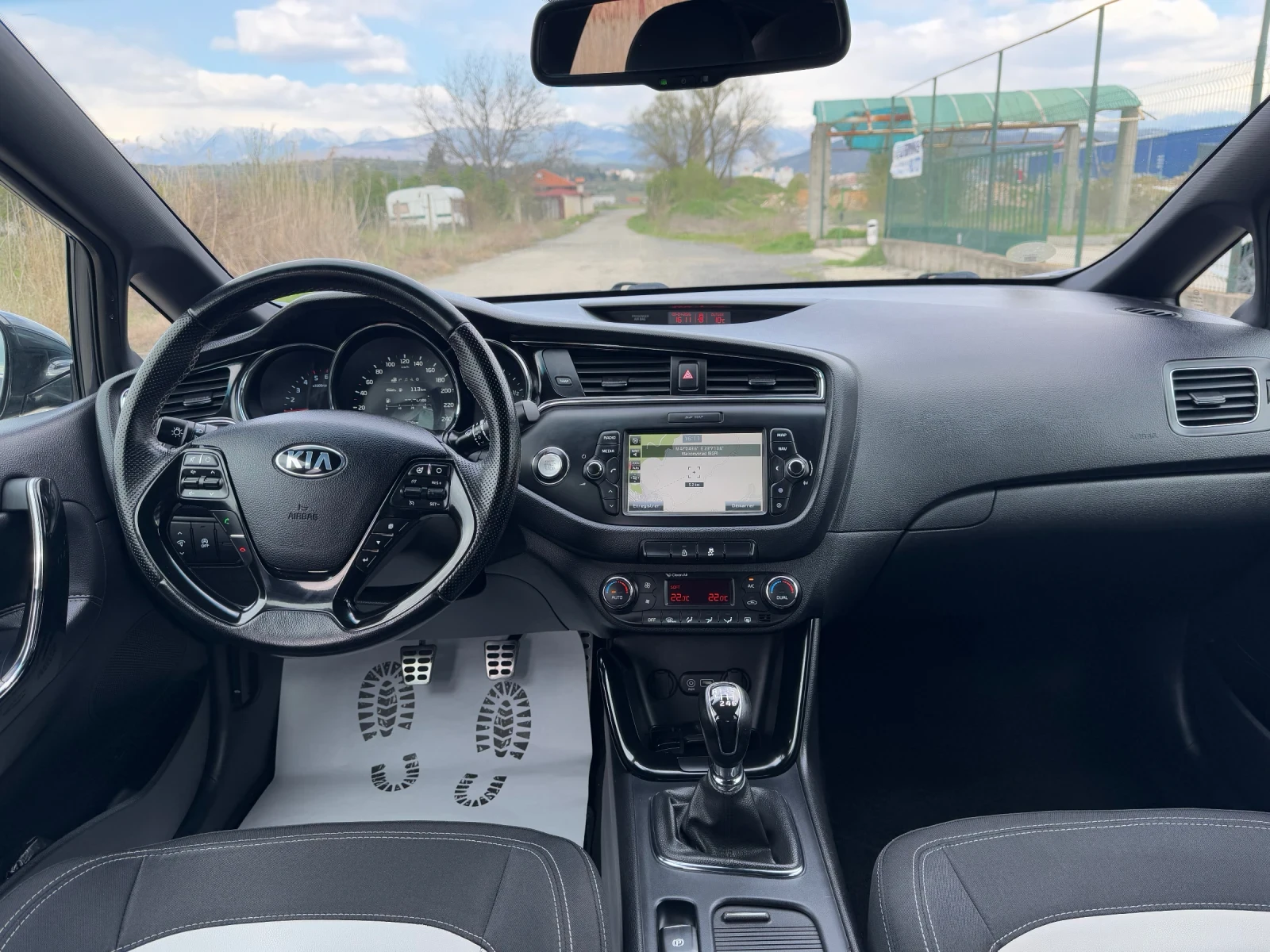 Kia Ceed 1.6 CRDI * GT LINE* FULL*  | Mobile.bg — изображение 11