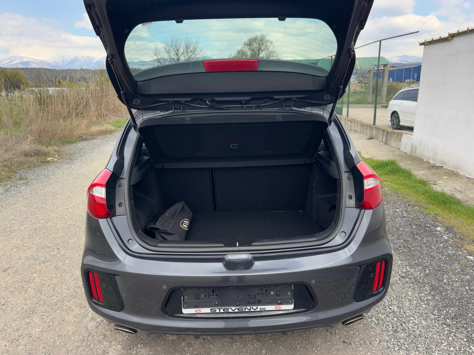 Kia Ceed 1.6 CRDI * GT LINE* FULL*  | Mobile.bg — изображение 16
