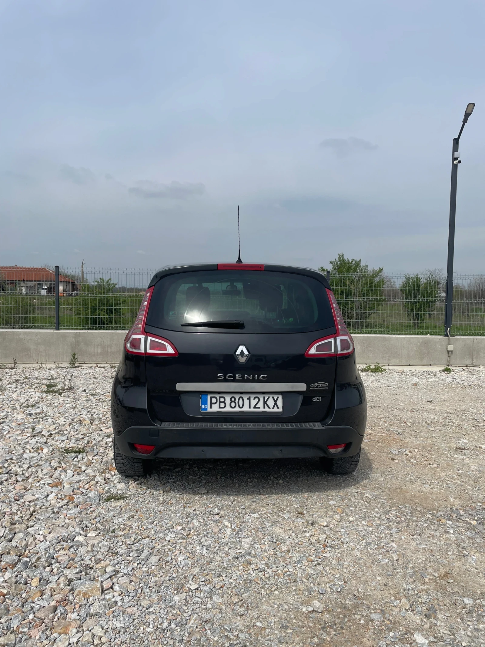 Renault Scenic 1.5 дизел - изображение 5
