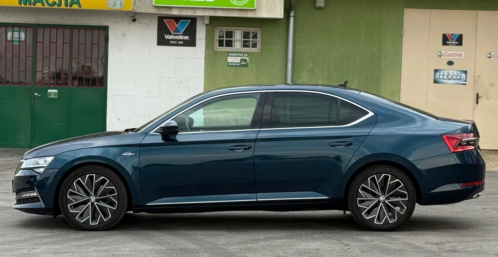 Skoda Superb 2.0TDi 150к.с * L&K* * Дигитал*  - изображение 6