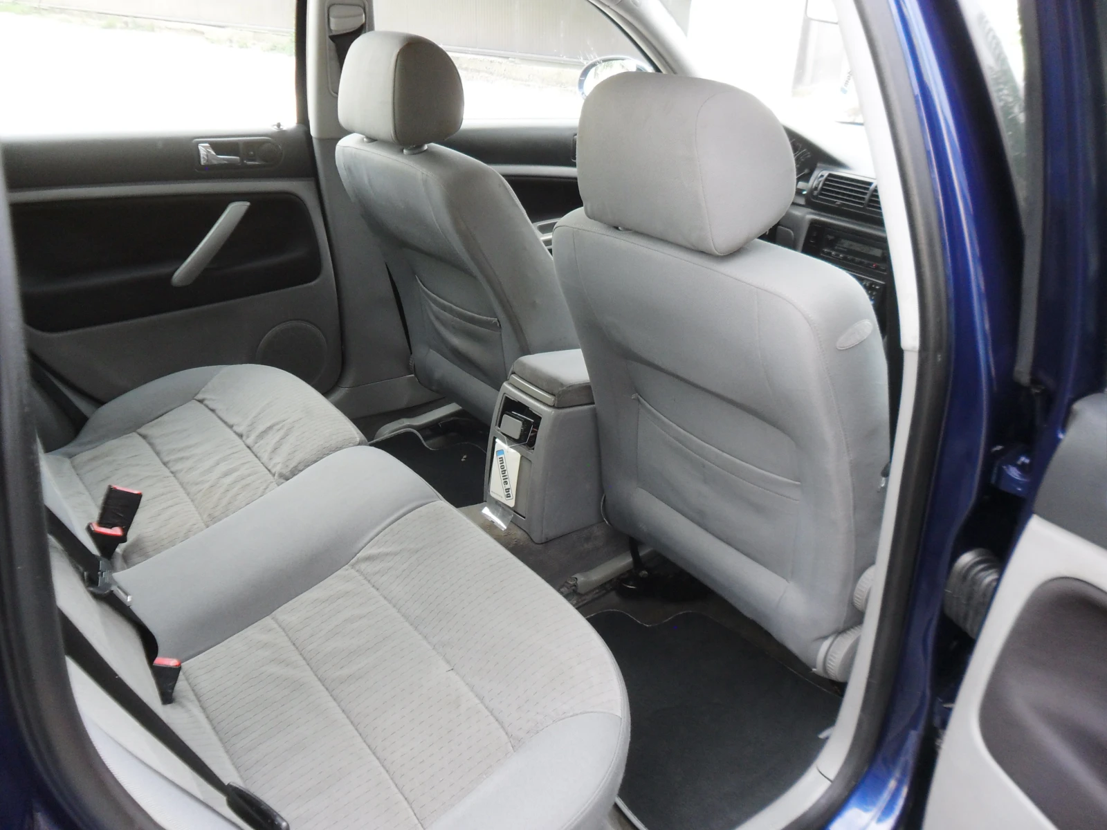 VW Passat 1, 9-TDI-131кс.-ITALY-KLIMATRONIK - изображение 10