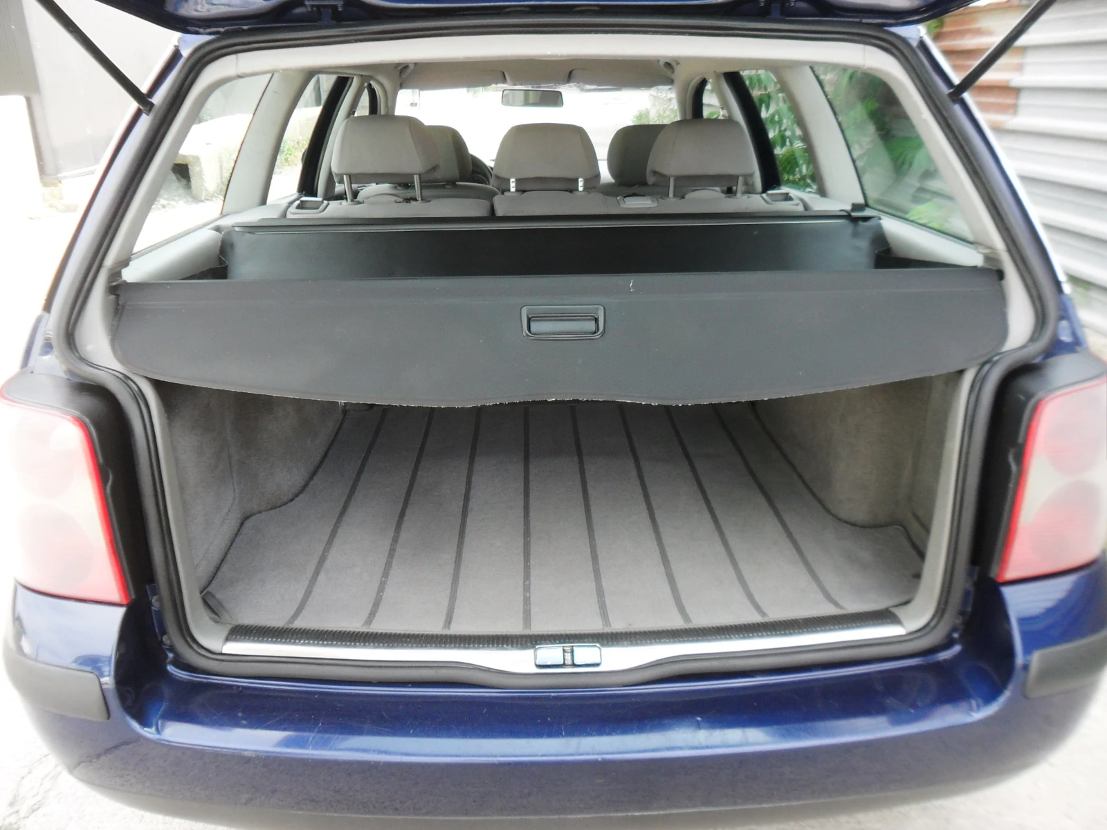 VW Passat 1, 9-TDI-131кс.-ITALY-KLIMATRONIK - изображение 9