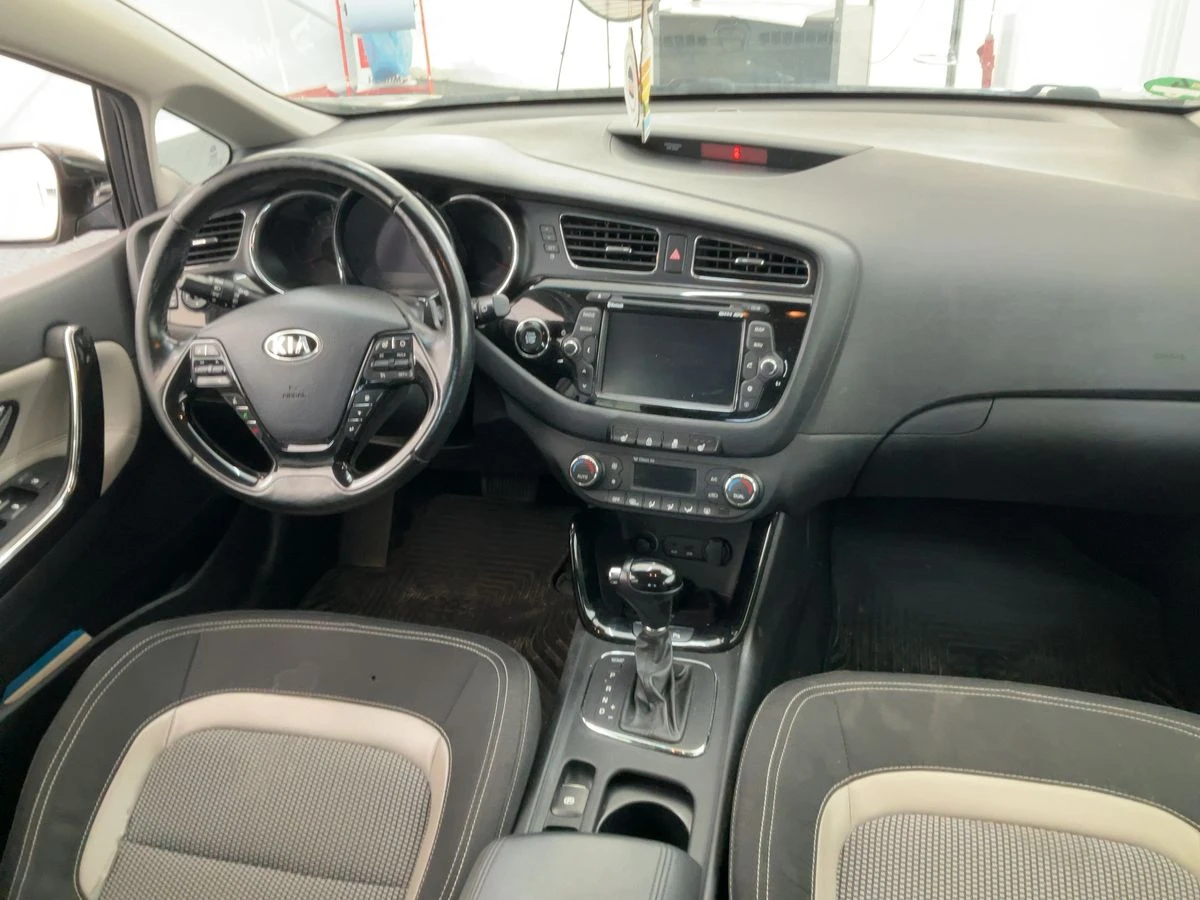 Kia Ceed Spirit АВТОМАТ и ПАНОРАМА - изображение 10