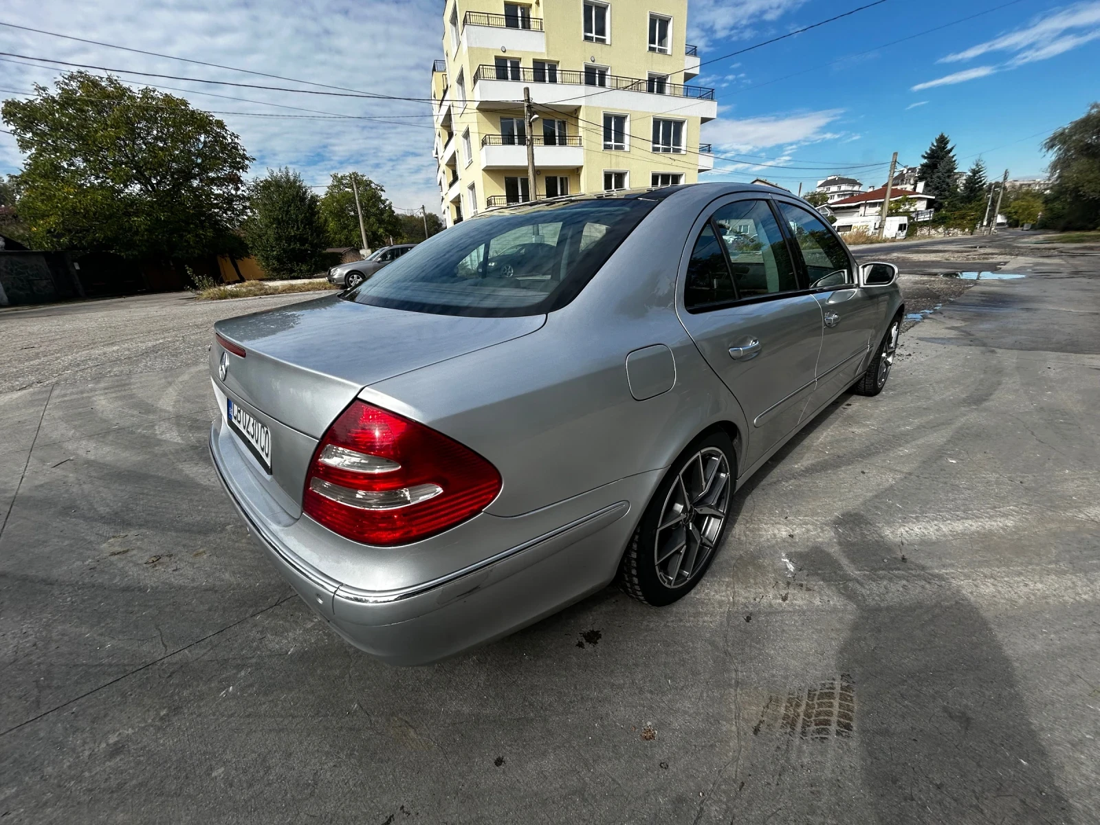 Mercedes-Benz E 240 2.6  | Mobile.bg   3