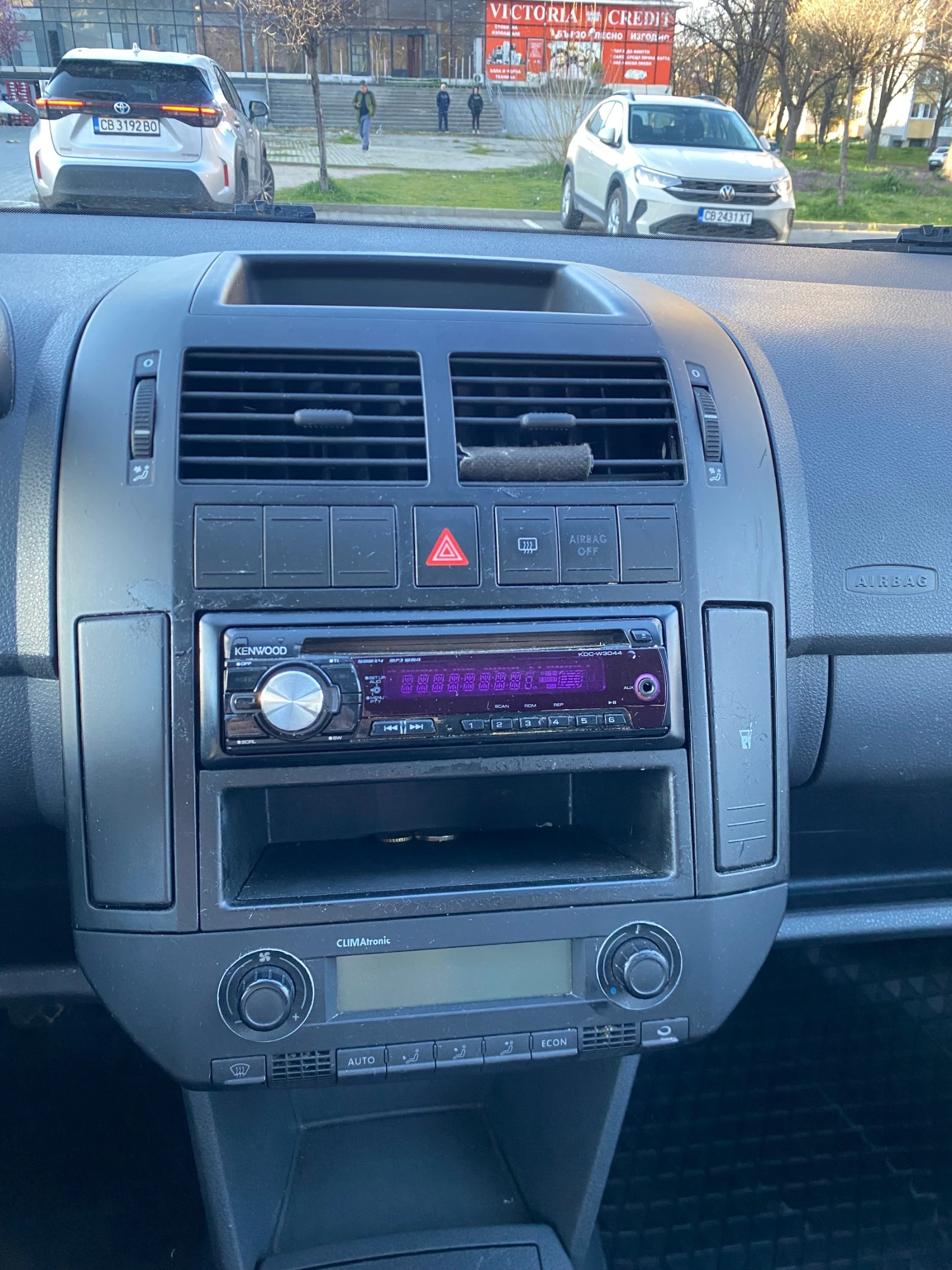 VW Polo, снимка 9 - Автомобили и джипове - 54140949