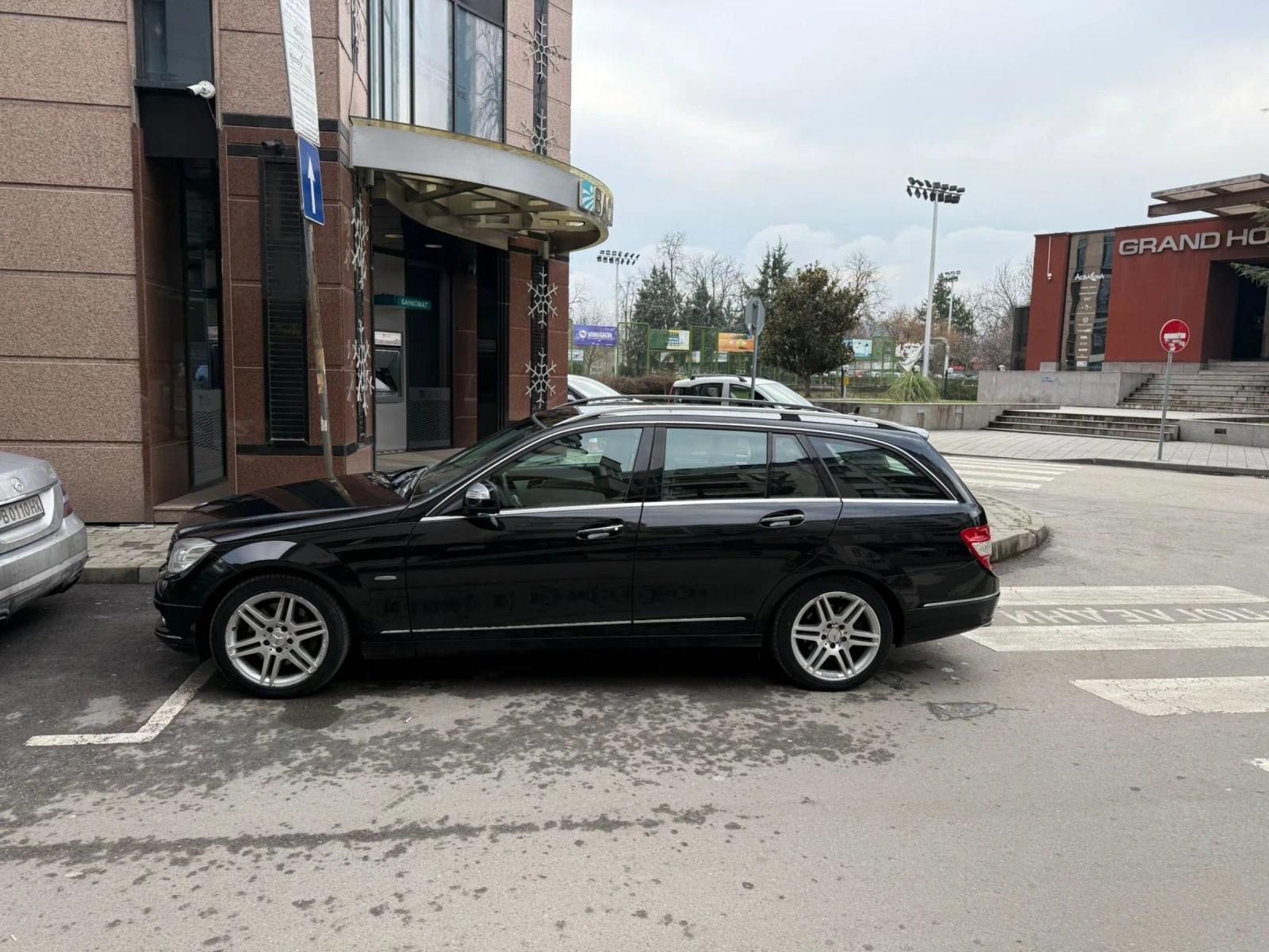 Mercedes-Benz C 320 AMG , снимка 2 - Автомобили и джипове - 54157928
