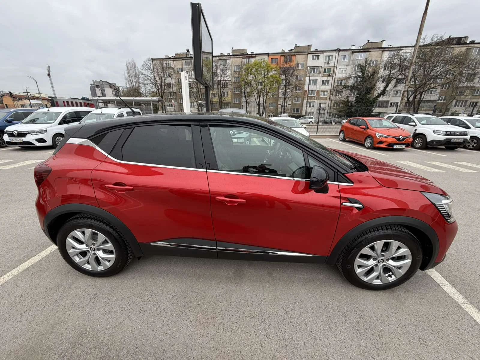 Renault Captur 1.3TCe 140k.c. | Mobile.bg � ����������� 5