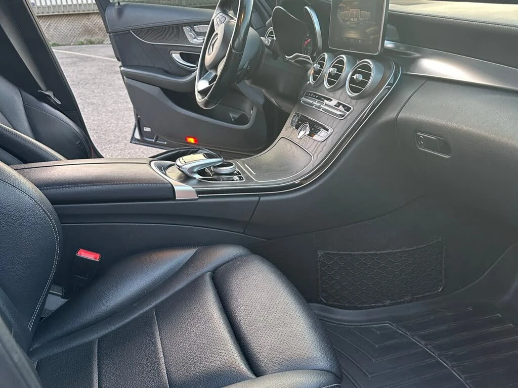 Mercedes-Benz C 400 4MATIC AMG PKG| MULTIBEAM| BURMESTER| ПАНО| KEYLES, снимка 14 - Автомобили и джипове - 54766115
