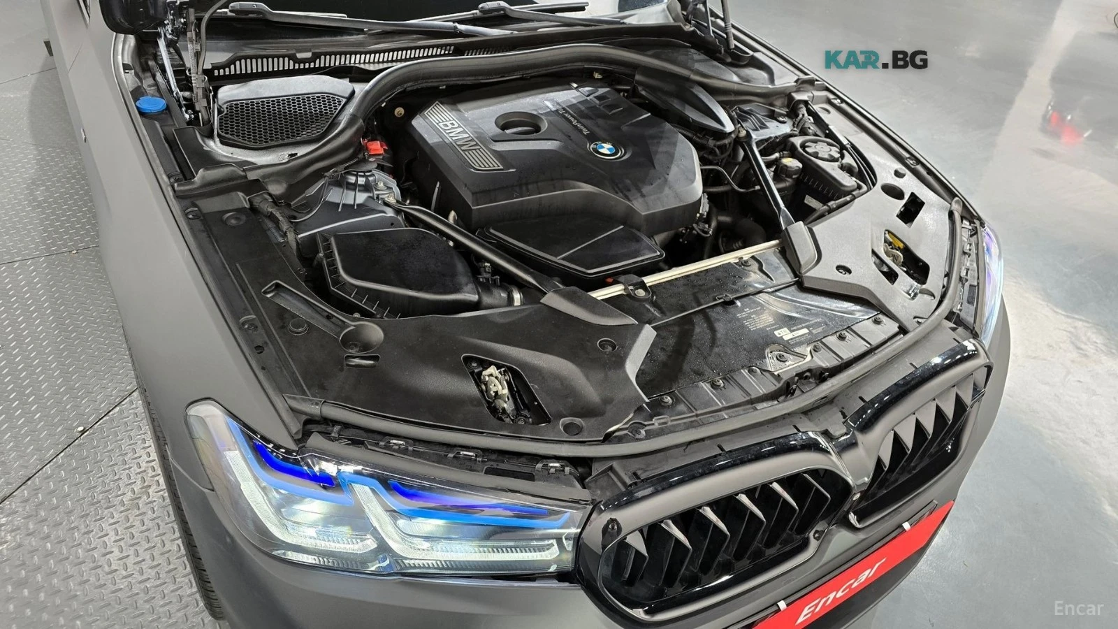 BMW 530 XDRIVE* MSPORT* КОЖА* ОБДУХВ* 360* ПАНО* HEAD UP, снимка 6 - Автомобили и джипове - 55707737