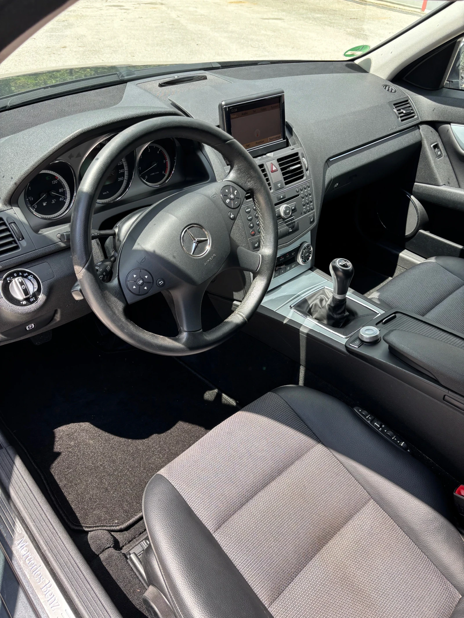 Mercedes-Benz C 350 CDI Avantgarde V6 Bi-xenon, снимка 12 - Автомобили и джипове - 56112833