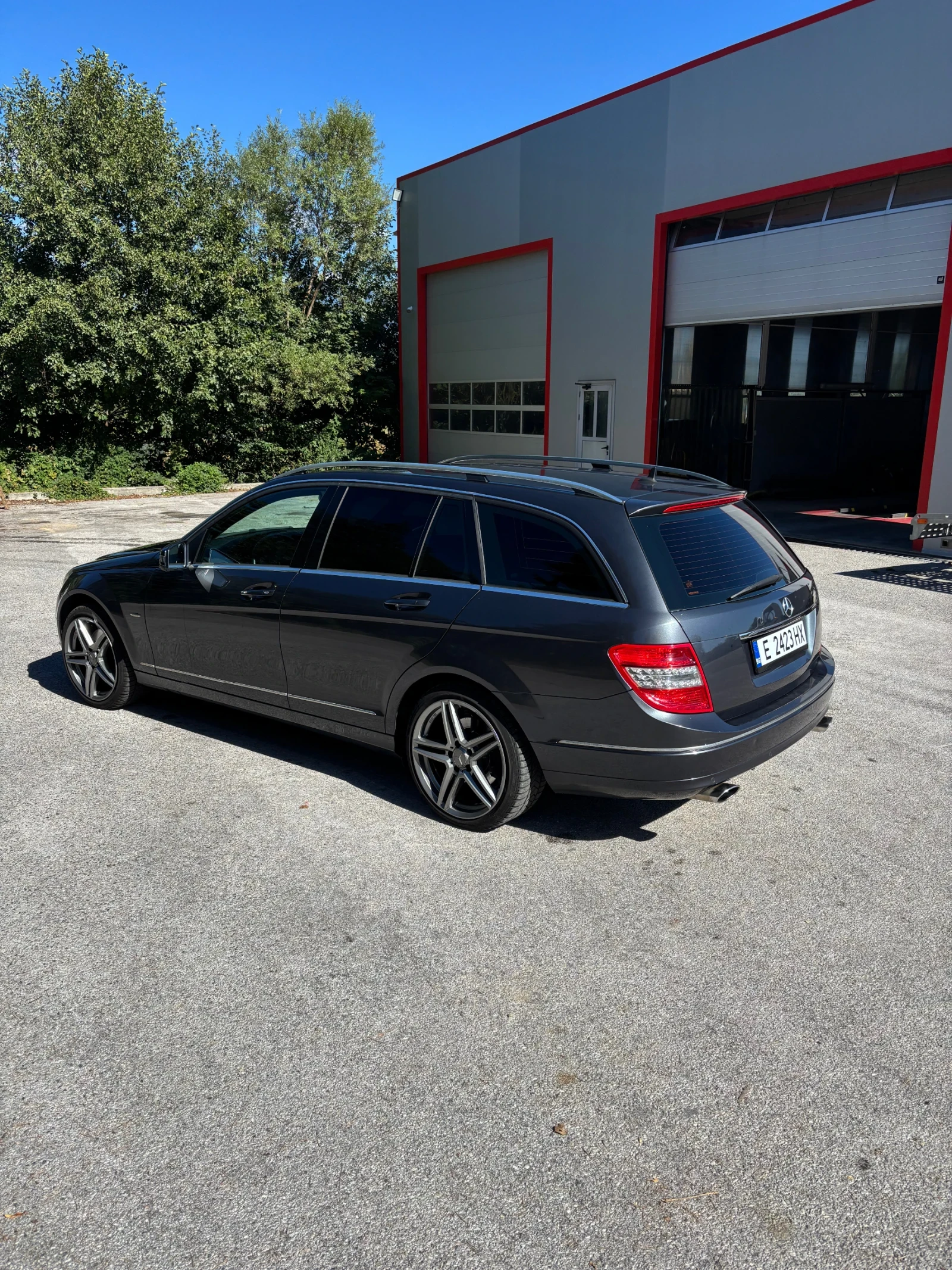 Mercedes-Benz C 350 CDI Avantgarde V6 Bi-xenon, снимка 4 - Автомобили и джипове - 56112833