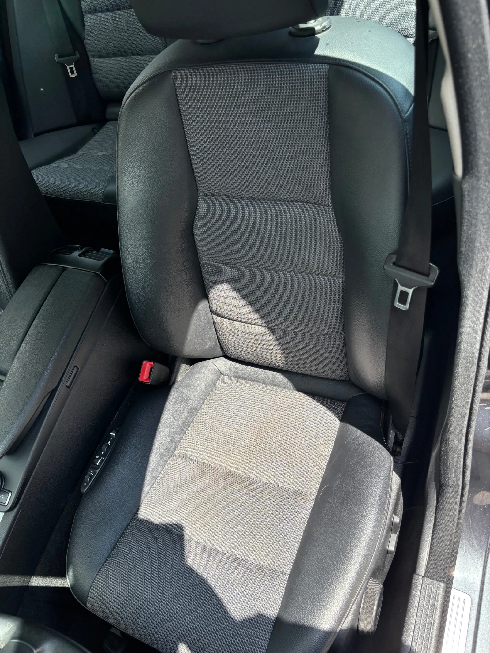 Mercedes-Benz C 350 CDI Avantgarde V6 Bi-xenon, снимка 7 - Автомобили и джипове - 56112833