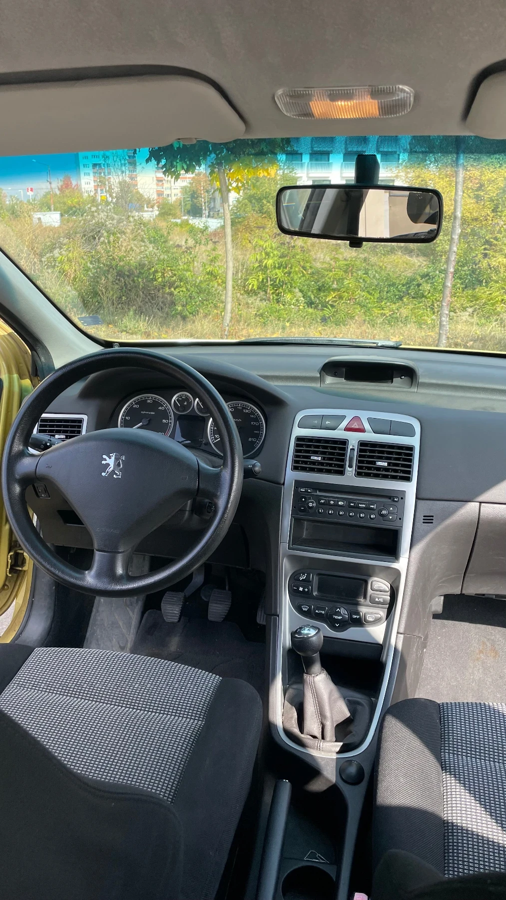 Peugeot 307 1.6 HDI, снимка 12 - Автомобили и джипове - 56543162