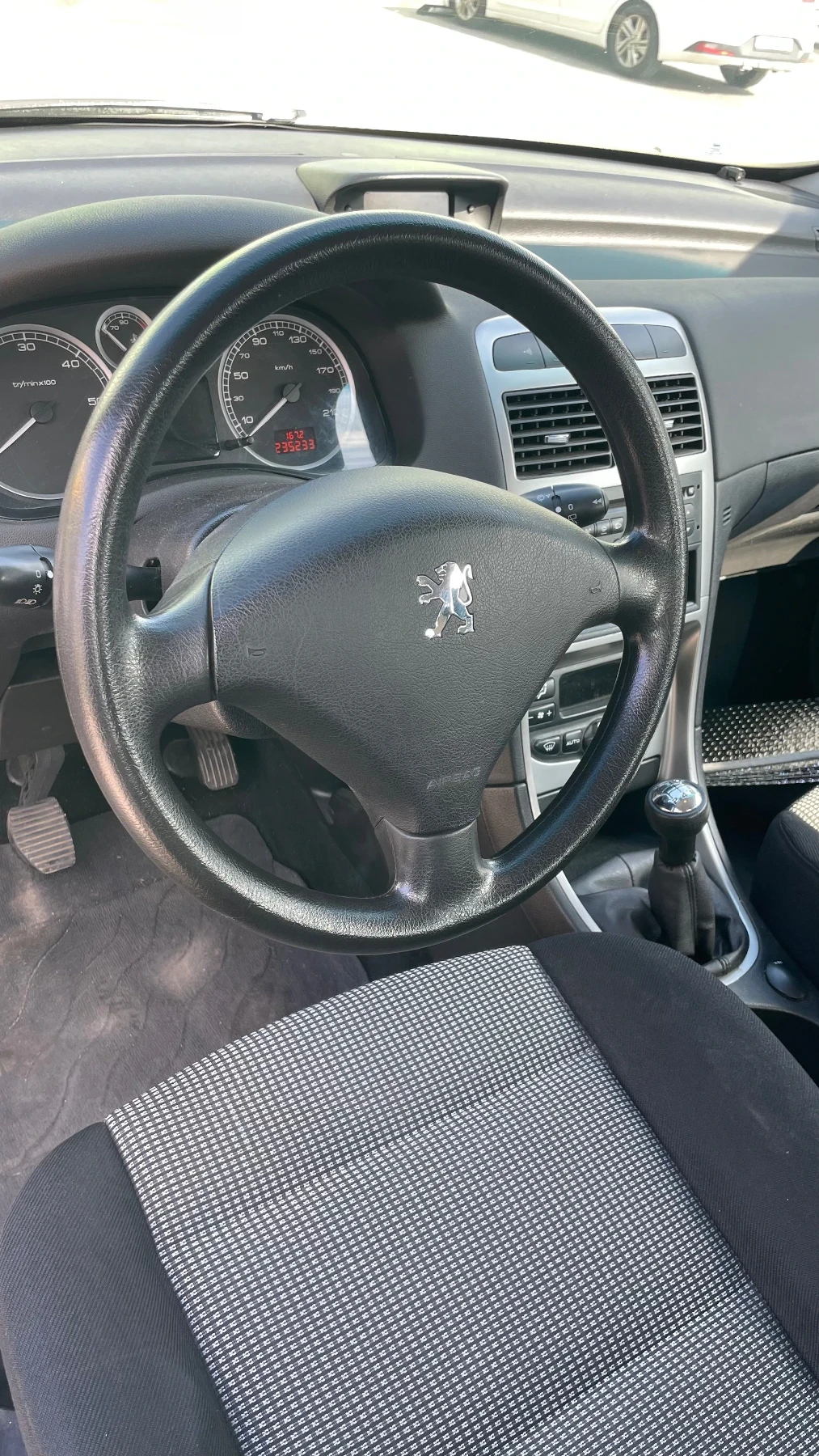 Peugeot 307 1.6 HDI, снимка 5 - Автомобили и джипове - 56543162