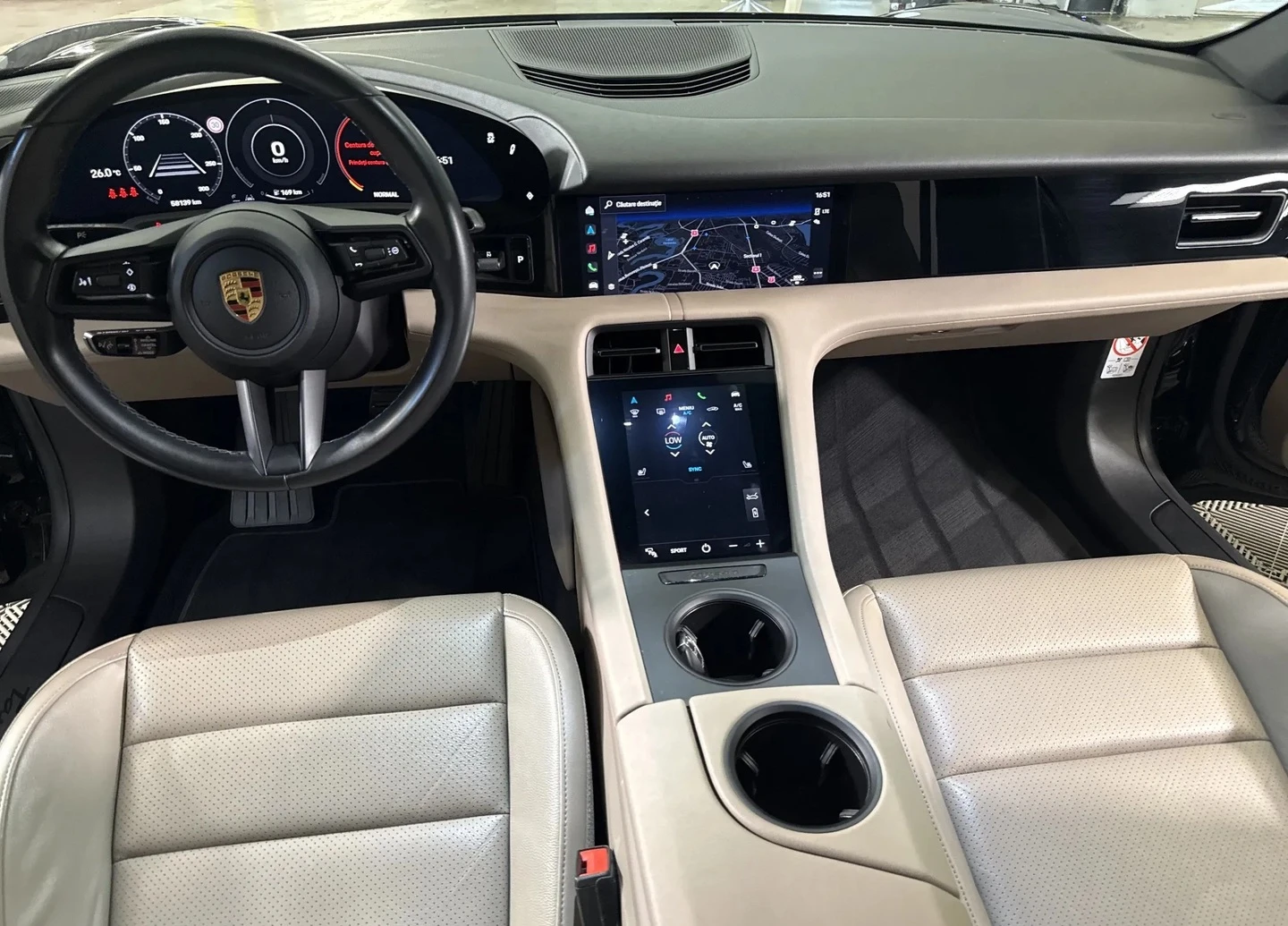 Porsche Taycan, снимка 5 - Автомобили и джипове - 56702473
