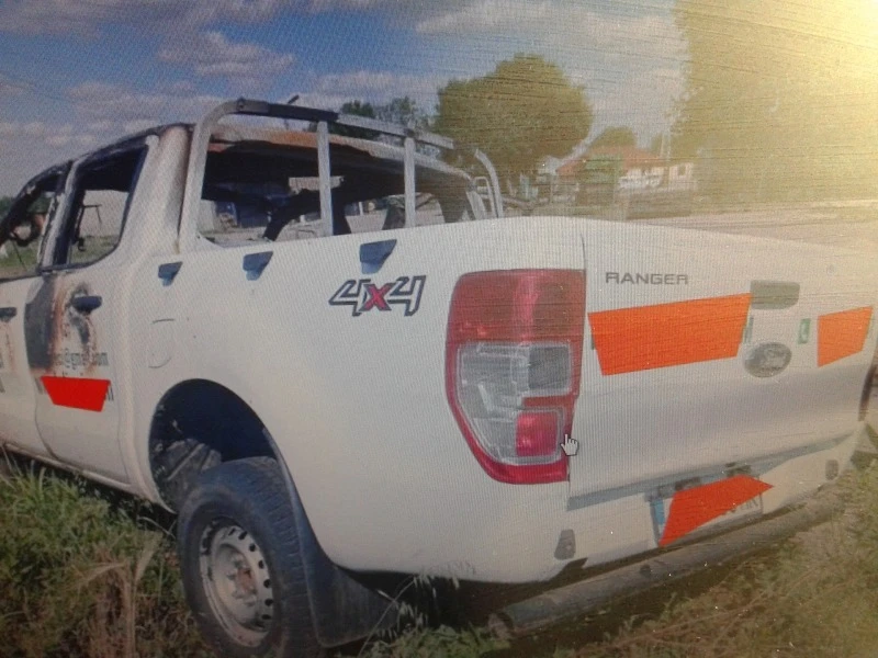 Ford Ranger 2.2d, снимка 10 - Автомобили и джипове - 39030372