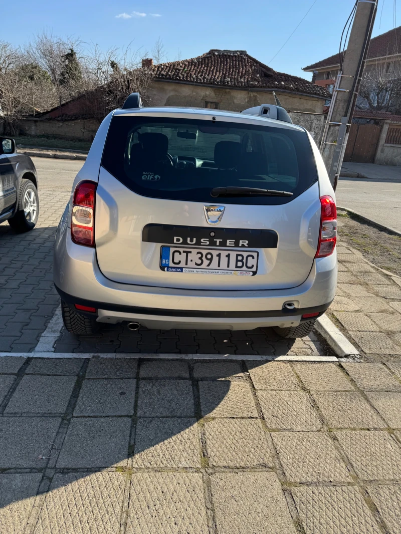 Dacia Duster, снимка 4 - Автомобили и джипове - 49363857