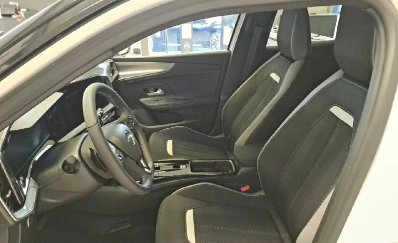 Opel Mokka НОВ!1.2 M-HEV/144HP/GS/NAVI/DIIGI/COMFORT/708vpr, снимка 11 - Автомобили и джипове - 51536686