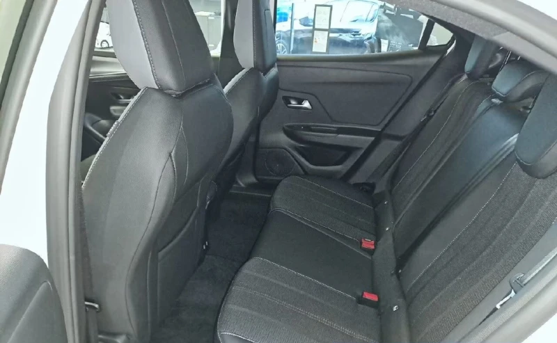 Opel Mokka НОВ!1.2 M-HEV/144HP/GS/NAVI/DIIGI/COMFORT/708vpr, снимка 12 - Автомобили и джипове - 51536686