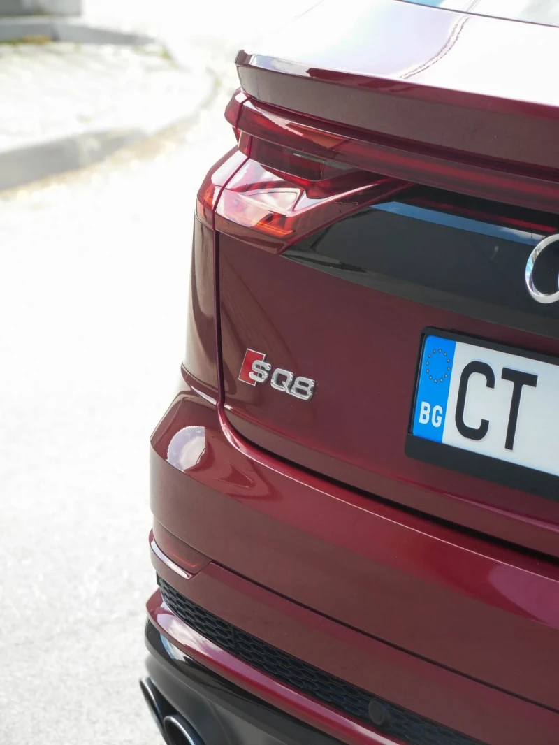 Audi SQ8, снимка 11 - Автомобили и джипове - 52472447