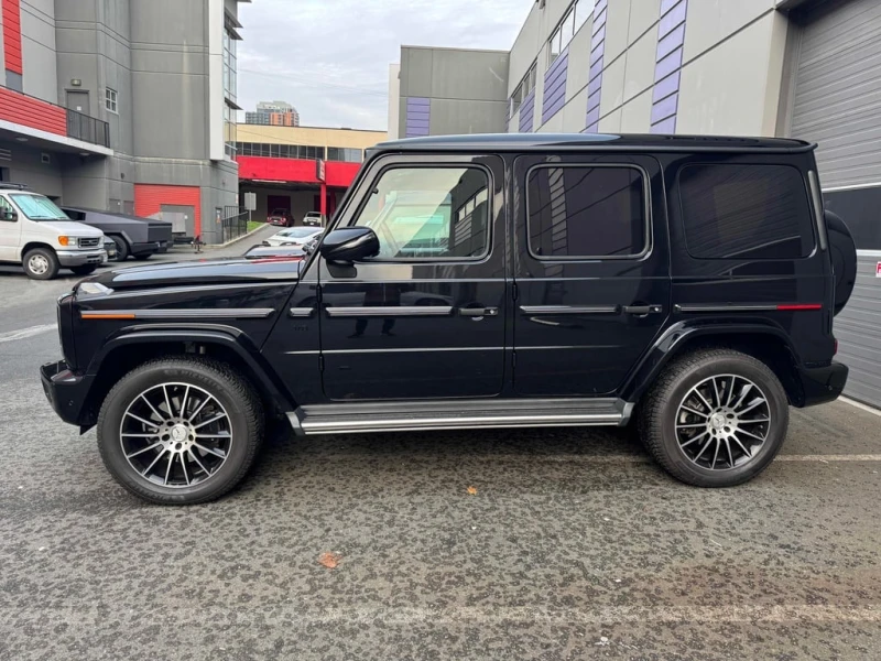 Mercedes-Benz G * 550 * CARFAX * БЕЗ ПЪРВОНАЧАЛНА ВНОСКА, снимка 2 - Автомобили и джипове - 52935741