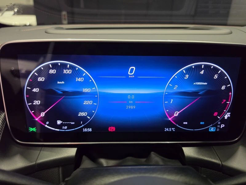 Mercedes-Benz GLC 300 2.0 Automatic, снимка 8 - Автомобили и джипове - 55752395
