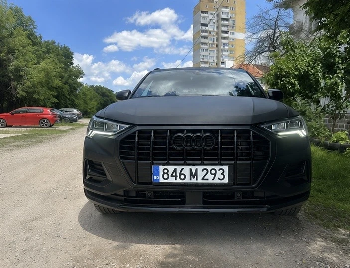 Audi Q3, снимка 2 - Автомобили и джипове - 56333676
