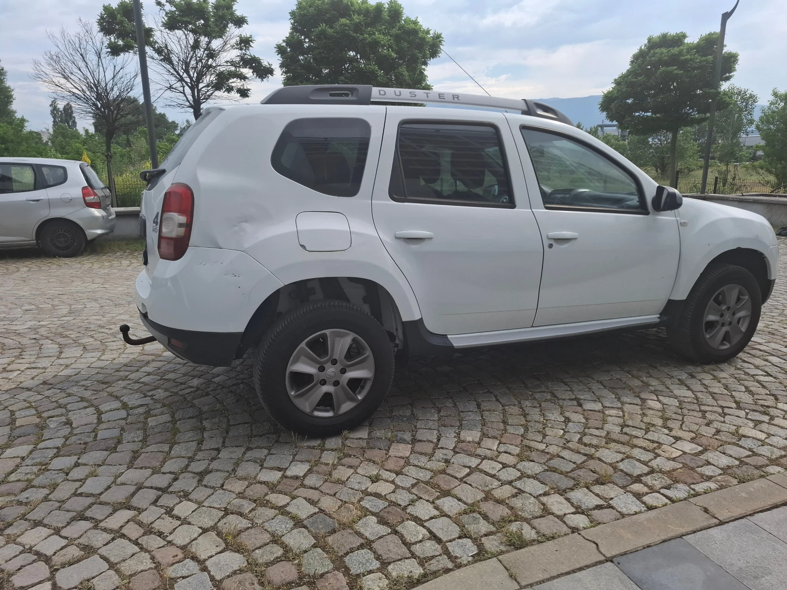 Dacia Duster 4x4 - изображение 4