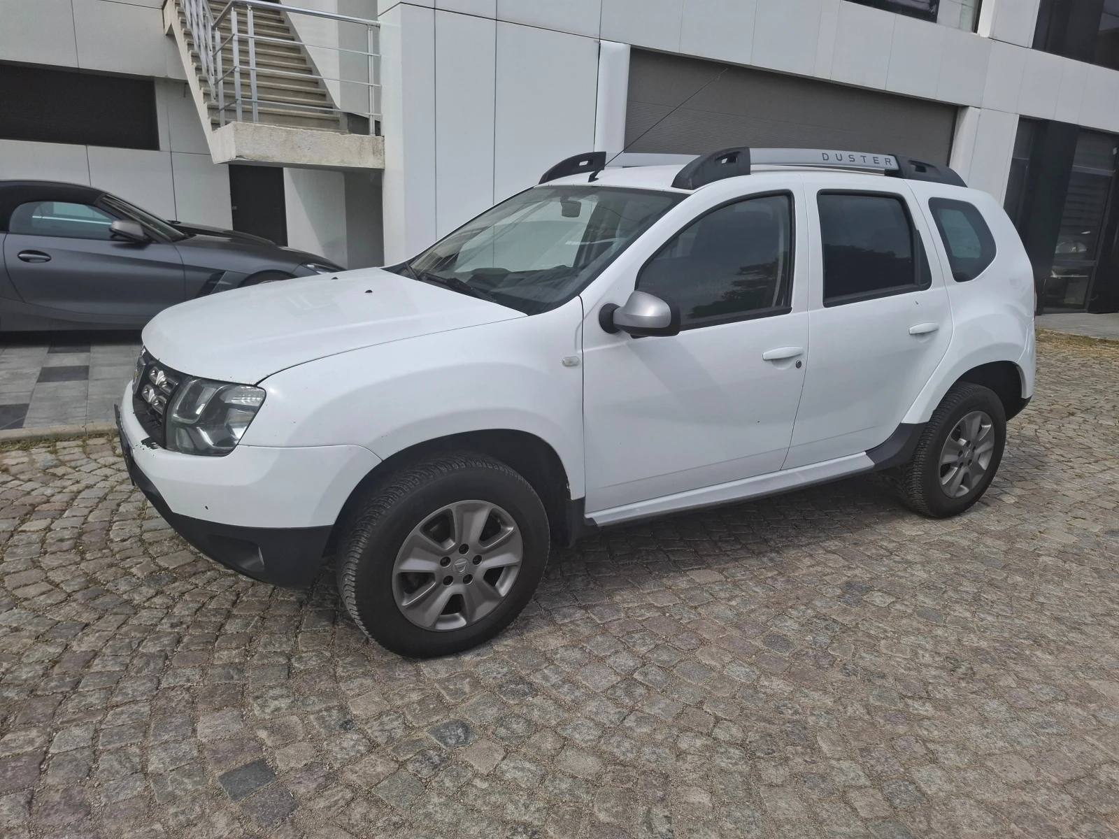 Dacia Duster 4x4 - изображение 2