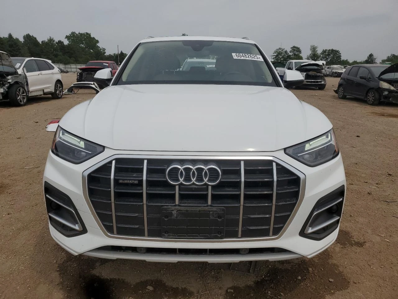 Audi Q5 Premium Plus - изображение 5