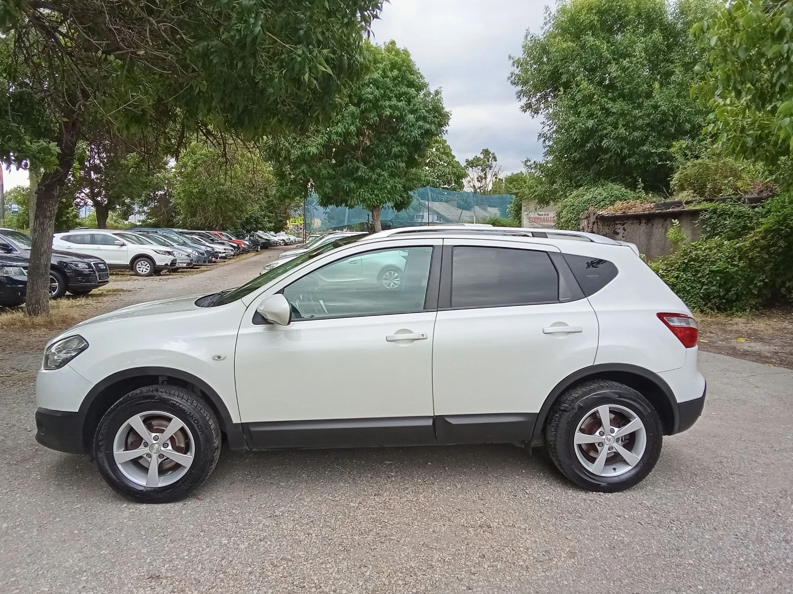 Nissan Qashqai 1.5 dci-PANORAMA, снимка 2 - Автомобили и джипове - 55411704
